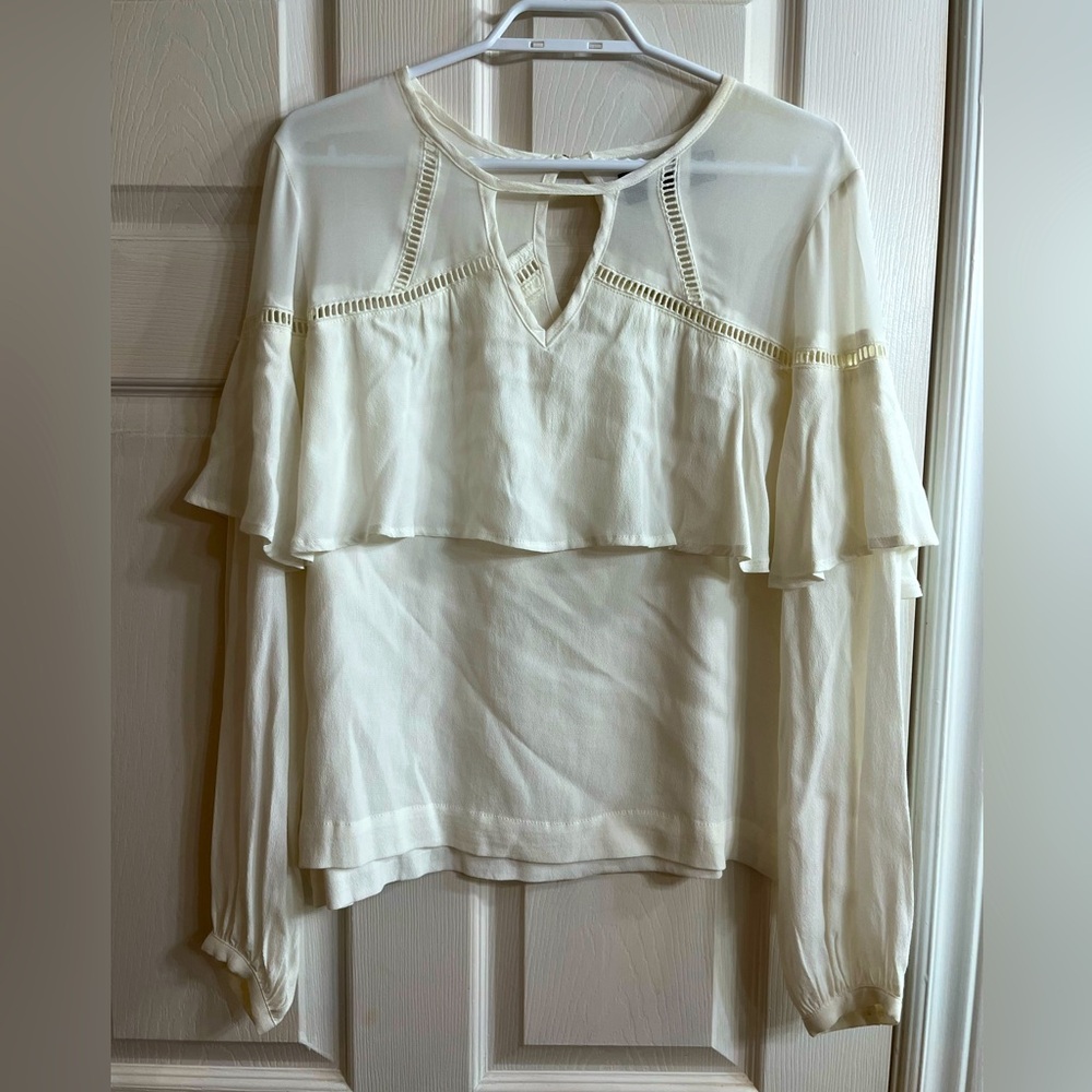 MINKPINK gorgeous Boho blouse with ruffle size L